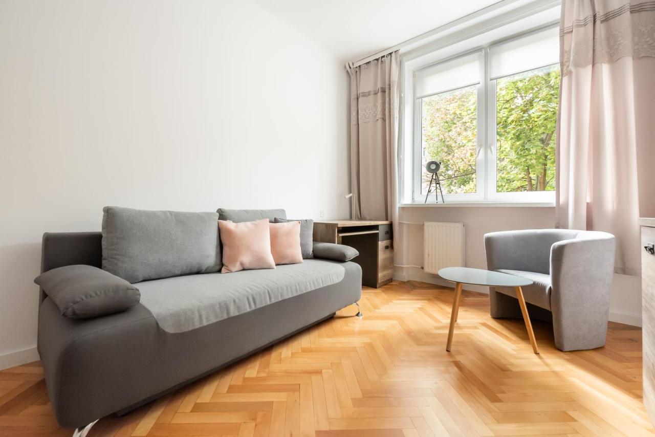 Plac Zbawiciela 3-Bedroom Apartment Варшава Екстериор снимка